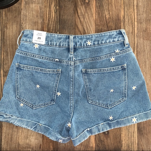 PacSun Raining Daisy Denim Mom Shorts - Picture 2 of 5